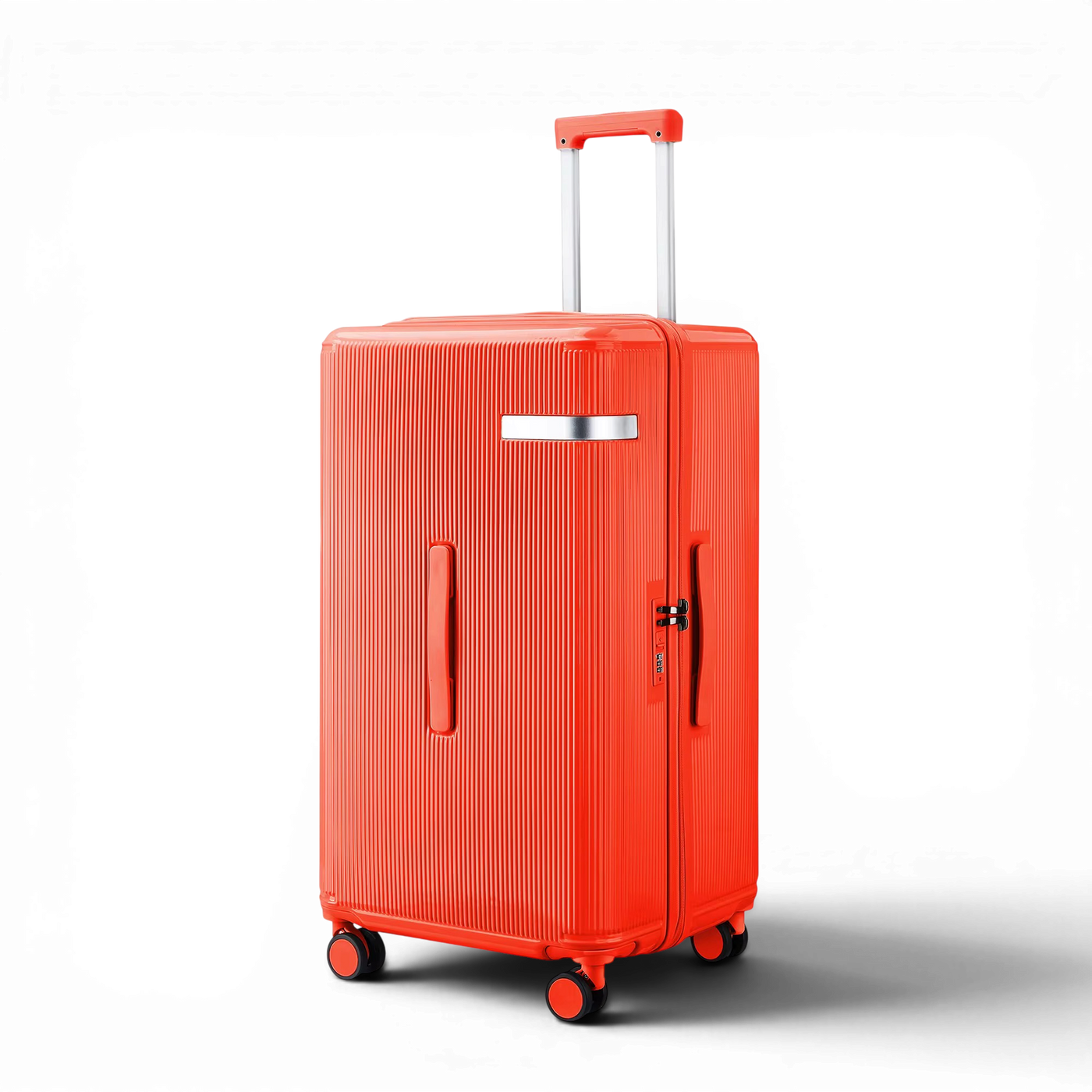The Voyager Large - Check In 28"