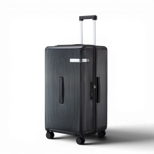 The Voyager Large - Check In 28"