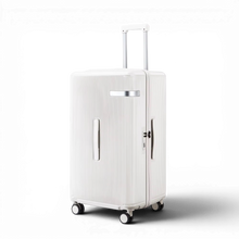 The Voyager Large - Check In 28"